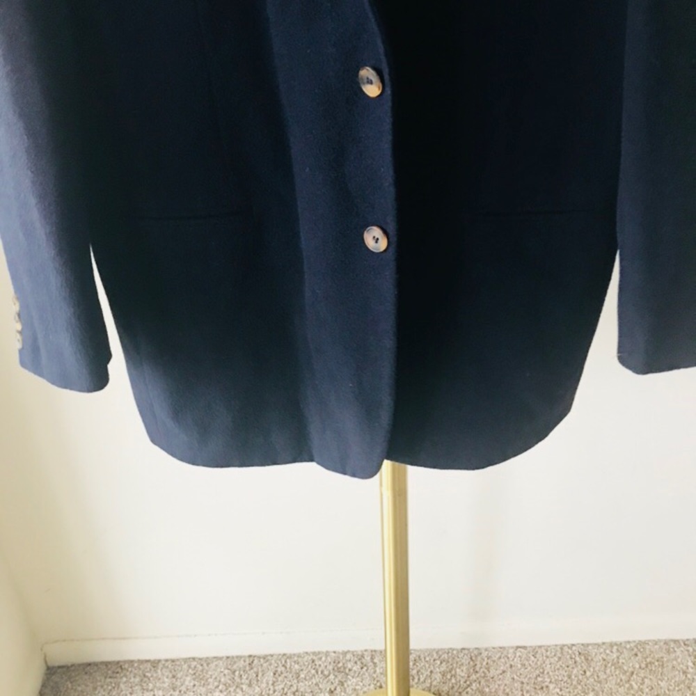 Giorgio Armani Navy Blue Suit Size 44 - Picture 4 of 8